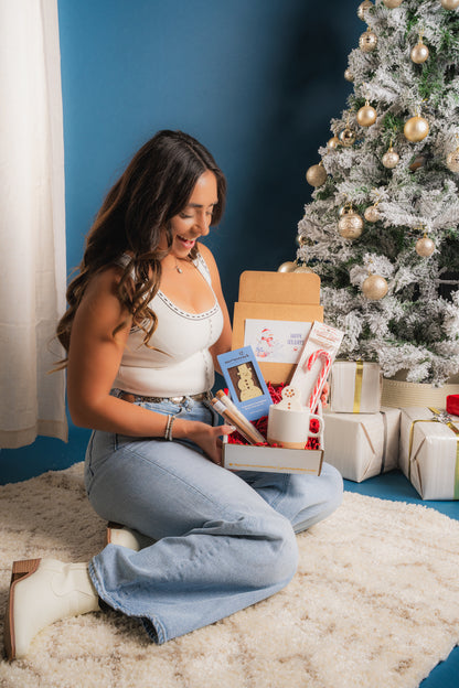 The Cozy Snowman Box