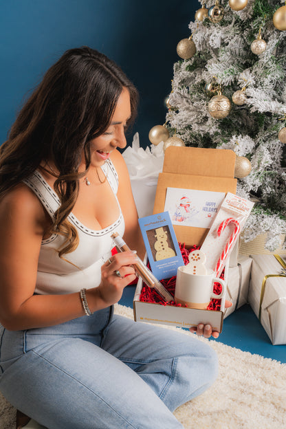 The Cozy Snowman Box